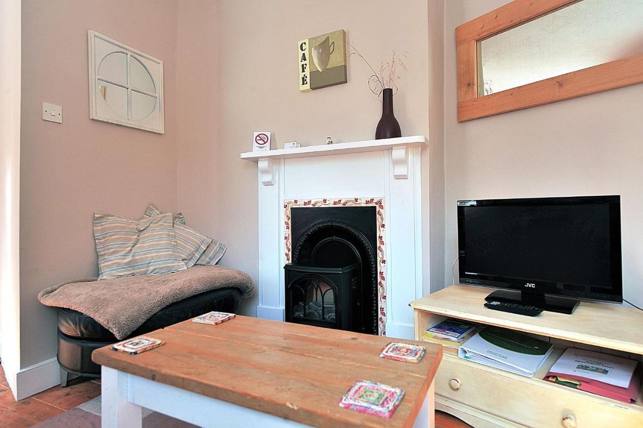 Driftwood Apartment Lyme Regis Exterior photo